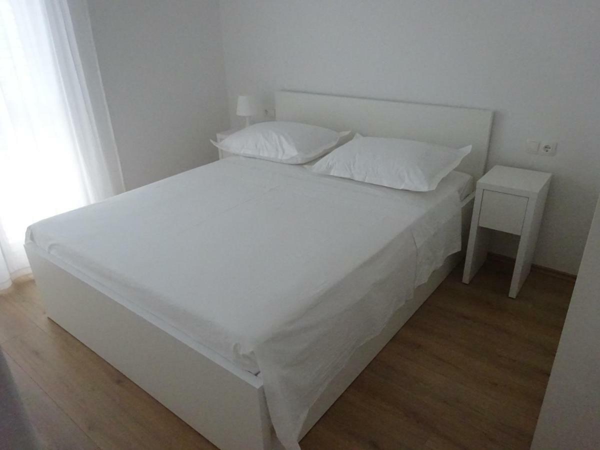 Apartment Duce Omiš Εξωτερικό φωτογραφία