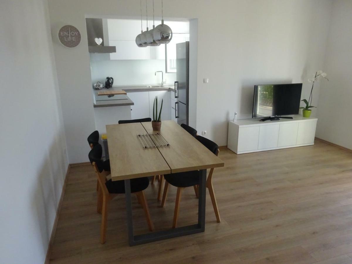 Apartment Duce Omiš Εξωτερικό φωτογραφία